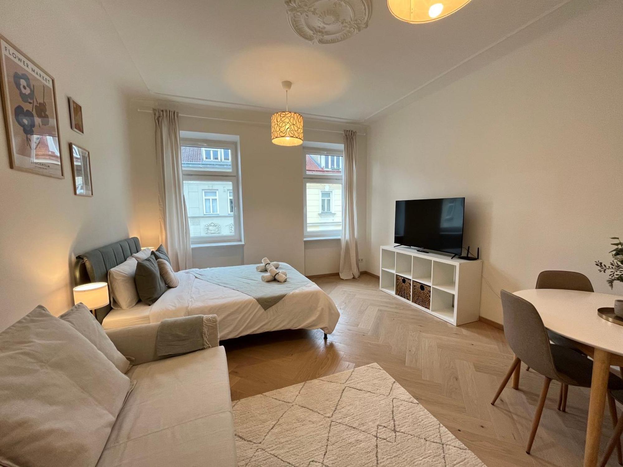 Luxurious One Room Apartment Near Schoenbrunn Palace Wien Exteriör bild
