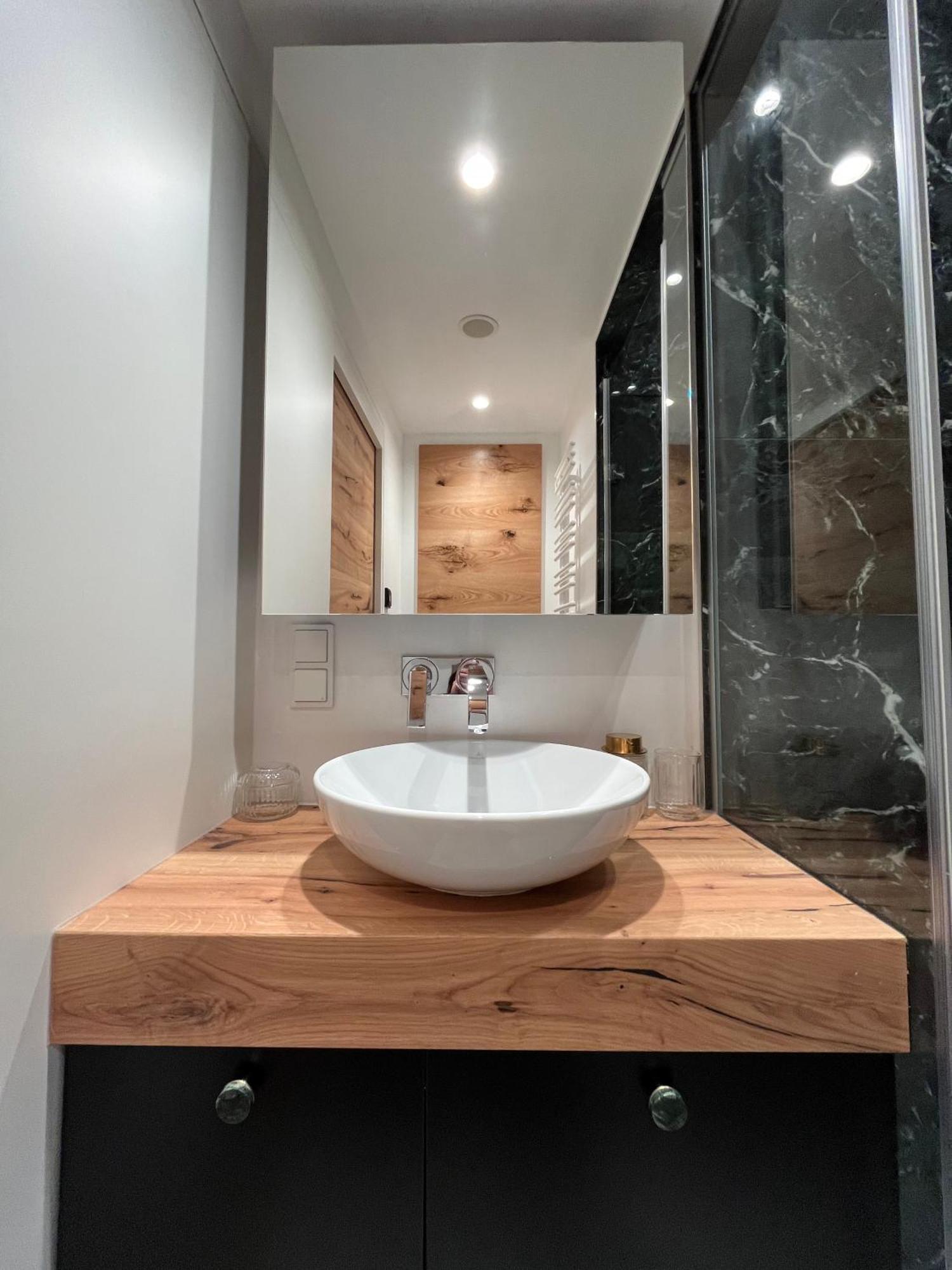 Luxurious One Room Apartment Near Schoenbrunn Palace Wien Exteriör bild
